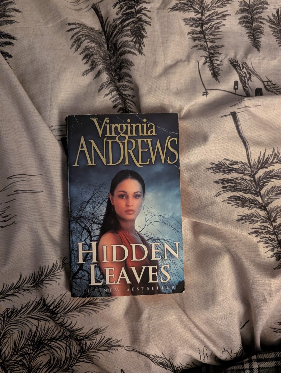 Hidden Leaves (De Beers Family) cover